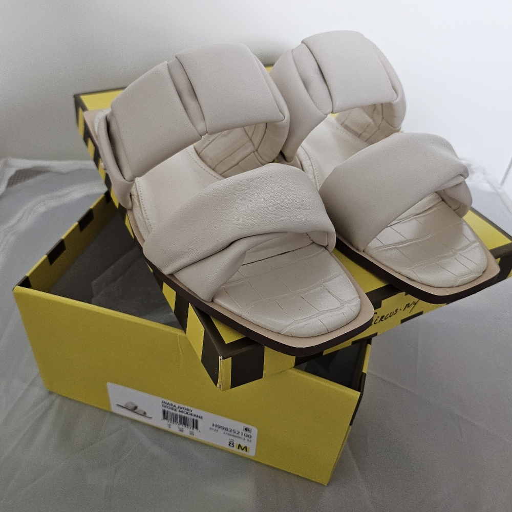 Circus/Sam Edelman Cream Padded Sandals